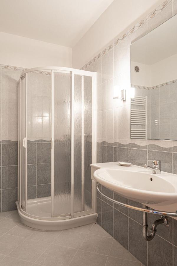 Gruenwald Hotel ซาลอร์โน ภายนอก รูปภาพ