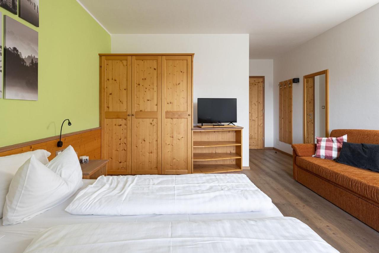 Gruenwald Hotel ซาลอร์โน ภายนอก รูปภาพ